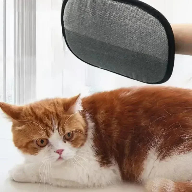 Efficient Pet Hair Cleaning Gloves