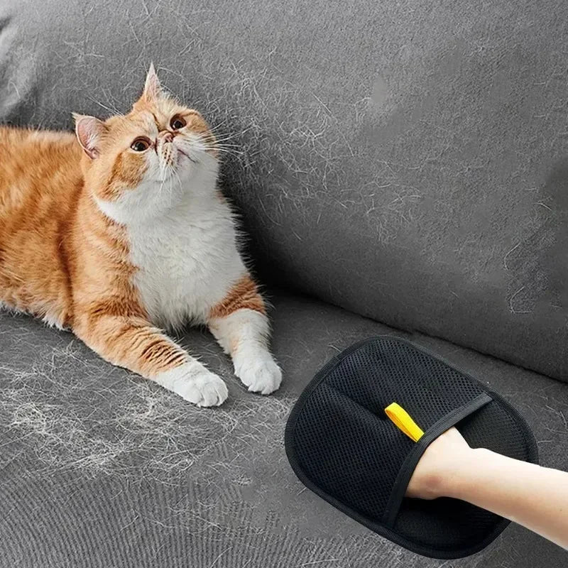 Efficient Pet Hair Cleaning Gloves