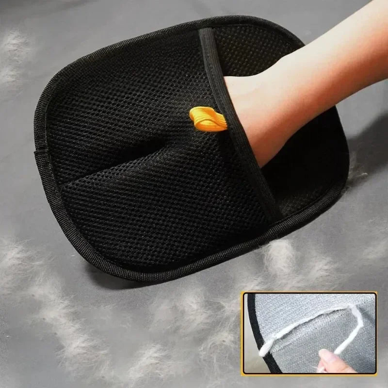 Efficient Pet Hair Cleaning Gloves