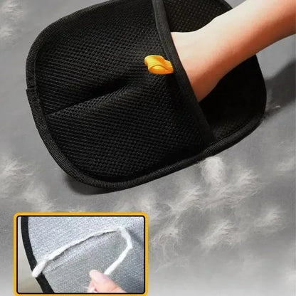 Efficient Pet Hair Cleaning Gloves