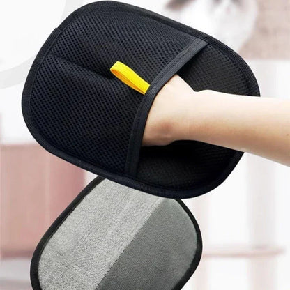 Efficient Pet Hair Cleaning Gloves