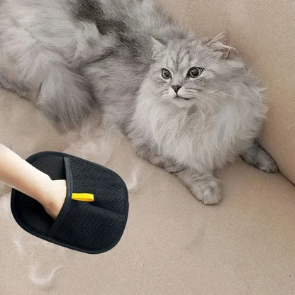 Efficient Pet Hair Cleaning Gloves